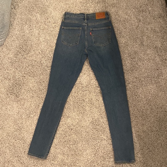 Levi’s destroyed skinny 721 high rise medium blue - Picture 2 of 5